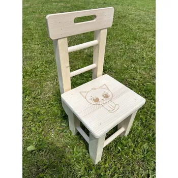 Dřevotéka - Dětská dřevěná židle 4735 - přírodní smrk s motivem kočičky Dětská dřevěná židle 4735 - přírodní smrk s motivem kočičky