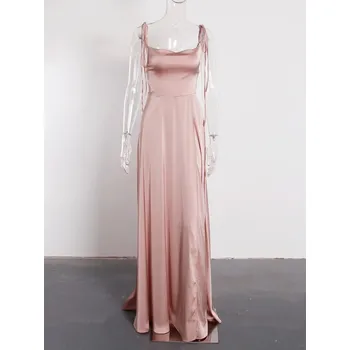 Dámské šaty Saténové šaty s rozparkem Barva: Růžová, Velikost: XS