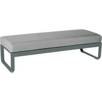 Zahradní lavice Šedá čalouněná lavice Fermob Bellevie 148 cm se šedou podnoží
