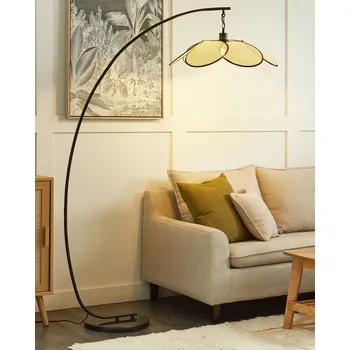 Stojací lampa Stojací lampa černé kovové obloukové podlahové svítidlo s papírovým stínidlem s ratanovým efektem Beliani