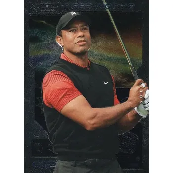 Sběratelský sportovní předmět řadová karta TIGER WOODS 22-23 Metal Universe Champions číslo 002