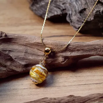 Náhrdelník Lampglas Náhrdelník Honey Comb s 24karátovým zlatem v perle Lampglas materiál závěsu a řetízku: pozlacený kov