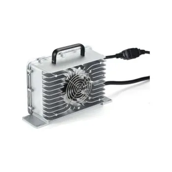 Nabíječka baterií Nabíječka lithiových baterií RoyPow 48V 22A