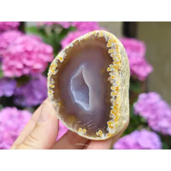 Přírodní kámen Achát hnědý geoda s dutinou Brazílie 168g