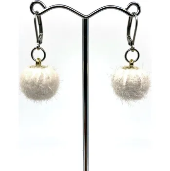 Náušnice Bambulkové náušnice bílé