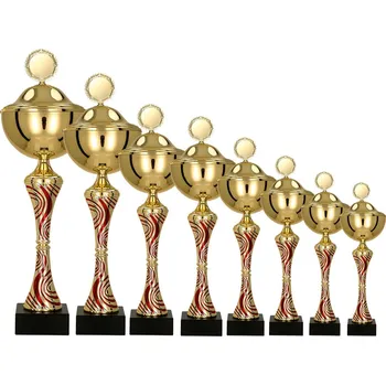 Sportovní pohár 8364 s víkem Výška poháru: Pohár 8364/HP výška 33,5cm