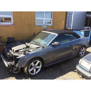 Autodíl Náhradní díly z tohoto vozu Náhradní Díly Audi A5 S5 Cabrio RV 2011