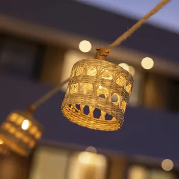 Lampička Newgarden Alba LED pohádková světla s kabelem - Délka přívodního kabelu 300 cm; vzdálenost mezi světelnými zdroji 50 cm světlé dřevo 10 x 0,2 W LED - Doprava zdarma