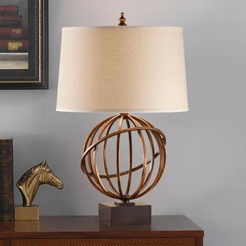 Lampička FEISS Textilní stolní lampa Spencer, top design krémová, ořech tmavý, zlatá 1 x 60 W - Doprava zdarma