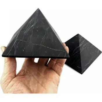 Šungitová pyramida neleštěná 10x10cm