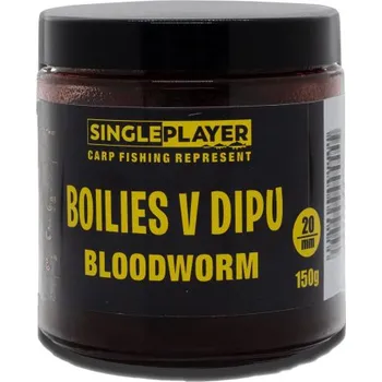Boilies SINGLEPLAYER Boilies v dipu 150g 20mm - Bloodworm