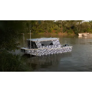 Barkmet Boats rybářská loď HAMMER 590 C Popis zboží: Audio (2x 180W Reproduktory 8" + FM Radio, Display)