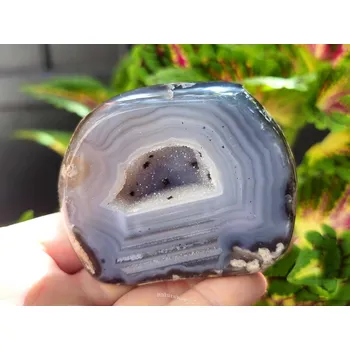 Přírodní kámen Geoda achát šedý s dutinkou Brazílie 207g