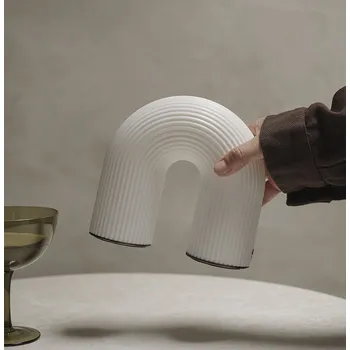 Lampička ferm LIVING fermLIVING Bezdrátová lampička duha Vuelta fermLIVING Vuelta Portable Lamp