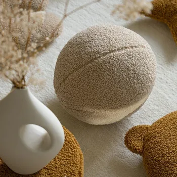 Polštář WIGIWAMA Teddy Ball Cushion Biscuit