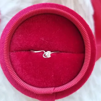 Prsten Stříbrný prsten se zirkonem vlnka Lennart - 52