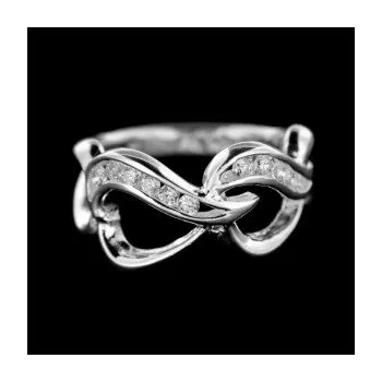 Prsten Stříbrný prsten s kamenem