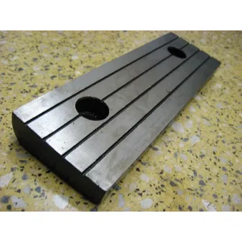 Vložka do dveří Rýhovaná vložka čelistí strojních svěráků 250 CSN 243164.2