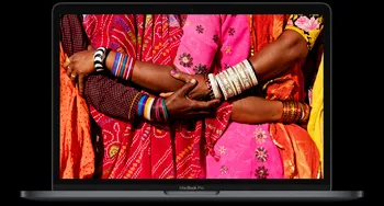 Apple MacBook Pro 13,3" 2020 displej