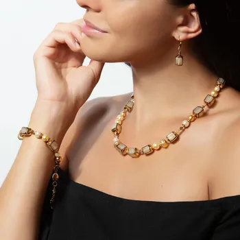 Náhrdelník Lampglas Skvostný náhrdelník Sun Shine s perlami Lampglas