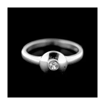 Prsten Stříbrný prsten s kamenem