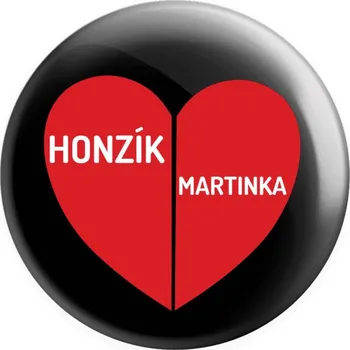 Placka Rozpůlené srdce se jmény