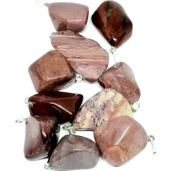 Přívěsek Opál červený, tromlovaný přívěsek