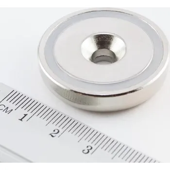 Dekorativní magnet orodian.cz Magnet v pouzdře s dírou pro šroub 36×8 mm