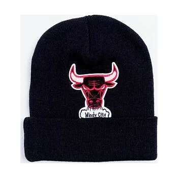 Zimní čelenka Kulich Mitchell & Ness Chicago Bulls Chenille Logo Cuff Knit Black