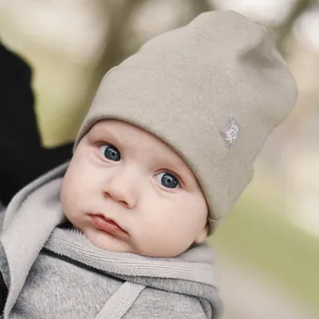 Čepice béžová čepice z recyklovaného úpletu