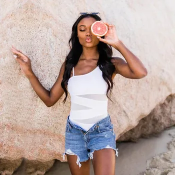 Dámské plavky Dámské plavky jednodílné s průhlednými pruhy Barva: Bílá, Velikost: M