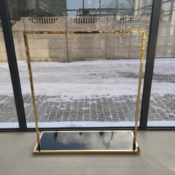 Figurína Zlatý stojan RT-039