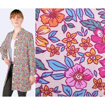 Popelín ve smetanové barvě s potiskem květin 19429/051