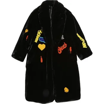 Dámský kabát Dlouhý plyšový kožich teddy kabátek s nášivkami Barva: Černá, Velikost: XL