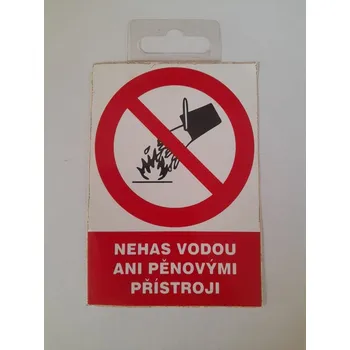 Gravírování Samolepka Nehas vodou ani pěnovými přístroji | Gravírování, smalt, piktogramy Bezpečnostní cedule