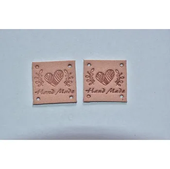Koženkový štítek čtverec srdce Hand made 2,5x2,5cm starorůžový