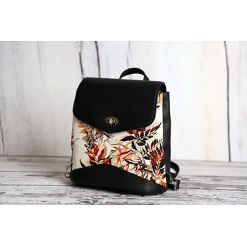 Městský batoh Pavlína Lepší Batoh Ruby větvičky černý