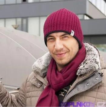 Čepice Pánská pletená čepice s lemem vínová