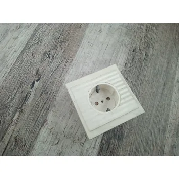 Elektrická zásuvka Stará německá zásuvka podomítková 10A 250V TGL 200-3835