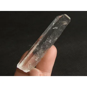 Přírodní kámen Křišťál laser krystal surový z Brazílie 19g