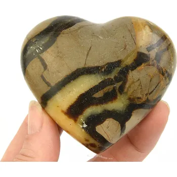 Přírodní kámen Septárie srdce z Madagaskaru 215g