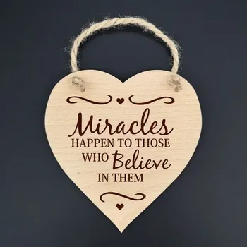 AMADEA Dřevěné srdce s textem Miracles happen to those .., masivní dřevo, 16x15 cm