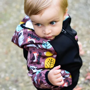 Chlapecká bunda Yháček Softshellová bunda Yháček, zimní, lesní zvířátka hnědá Velikost: 116