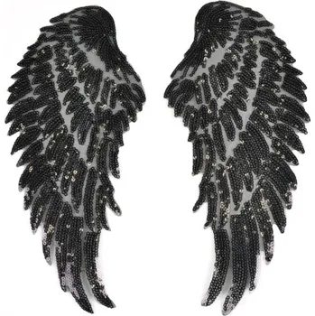 Nažehlovačka flitrovaná křídla 27 cm černá