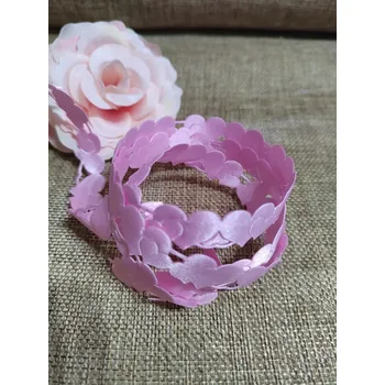 Krajka Saténový prýmek srdíčka šíře 15 mm růžový