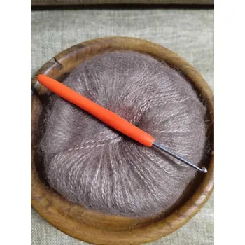 Nástroj na niť a příze Háček na háčkování se silikonovou rukojetí vel.2 mm