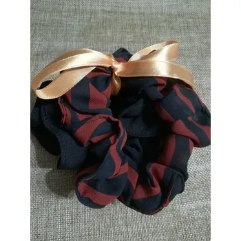 Gumička scrunchie do vlasů sada 3 ks2x černá+1x vzor