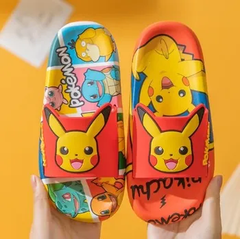 Dívčí obuv Dětské barevné pantofle Pokémon Pikachu (28-41 EUR) Barva: Červená, Velikost: 28-29 (18 cm)