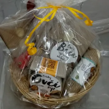 Dárkový potravinový koš Dárkový koš malý, 705 g