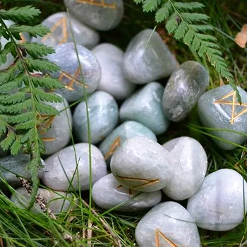 Runové kameny - Avanturín zelený ve lněném sáčku